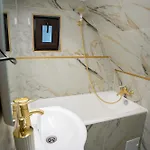 Barrique 26 - Breakfast Delivered & Minibar - Free Parking - Old Town Apartment