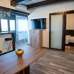 Barrique 26 - Breakfast Delivered & Minibar - Free Parking - Old Town *