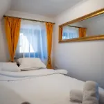 Barrique 26 - Breakfast Delivered & Minibar - Free Parking - Old Town