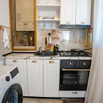 Barrique 26 - Breakfast Delivered & Minibar - Free Parking - Old Town Brasov