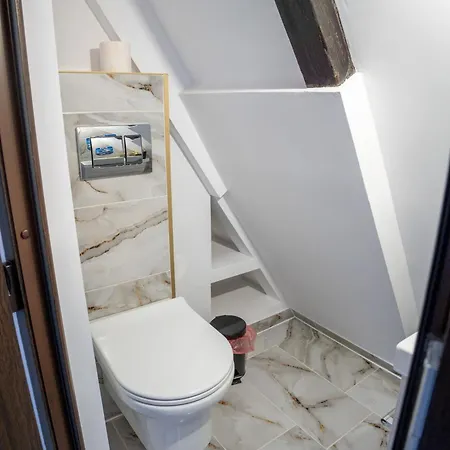 Barrique 26 - Breakfast Delivered & Minibar - Free Parking - Old Town Apartament