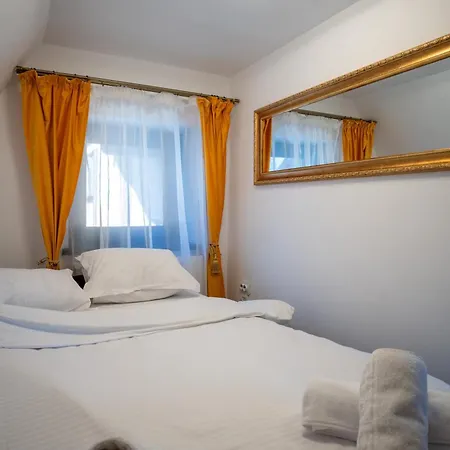 Barrique 26 - Breakfast Delivered & Minibar - Free Parking - Old Town